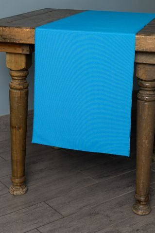 Classic Solid Caribbean table runner